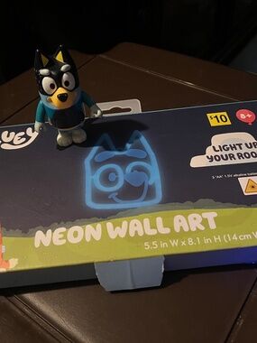 Bluey Neon Wall Art Light Up Sign Kids Room Decor LED New with Bonus Figurine
